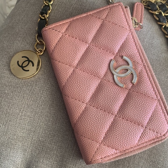 Chanel 31 rue cambon  Paris chain belt with Chanel coin keychain removable set - Picture 5 of 14